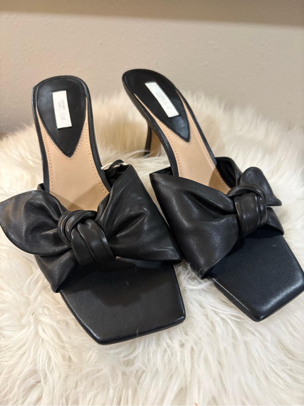 H&M Black Knotted Bow Leather Mule Heels
